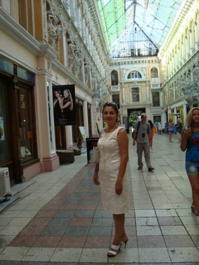 Elena 53 ans Kiyv Ukraine