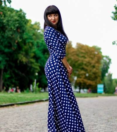 Julia 41 ans Kyiv Ukraine