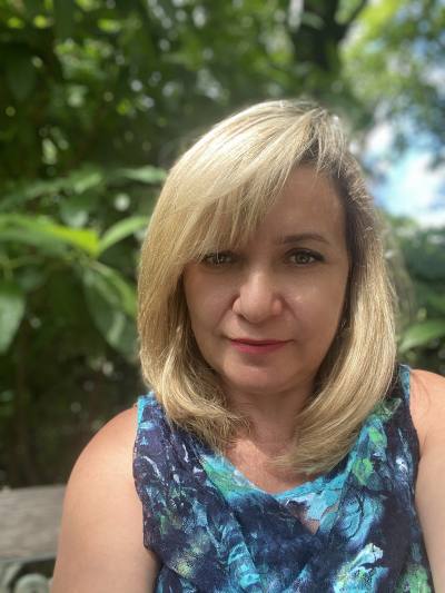 Svetlana 55 ans Санкт-Петербург Russie