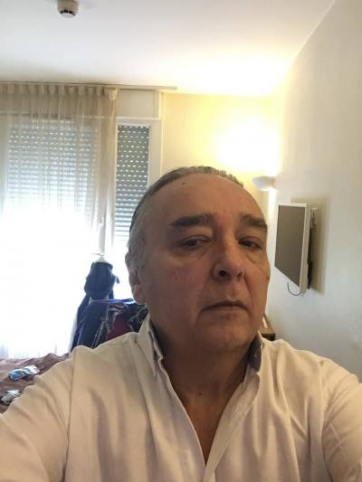 Hervé 68 лет Toulon  Франция