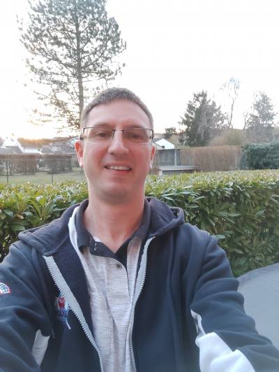 Nicolas 44 ans Craponne  France