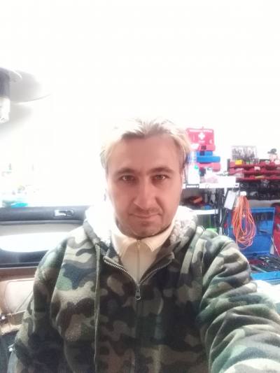 Massimo 53 ans Sulmona Italie