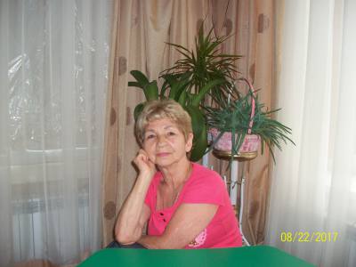 Valentina 77 Jahre Tiraspol Moldawien