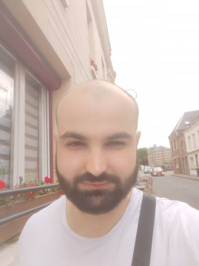 Edouard 26 лет Le Havre  Франция