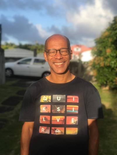 Jean-Luc 57 лет Gourbeyre Гваделупа