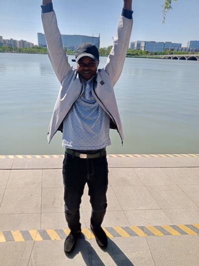 Gael 27 лет Tianjin  Китай
