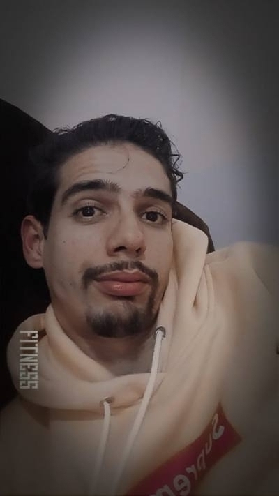 Hamza 28 лет  Марокко