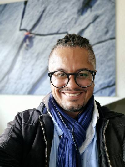 Frédéric 39 лет Sierre Швейцария