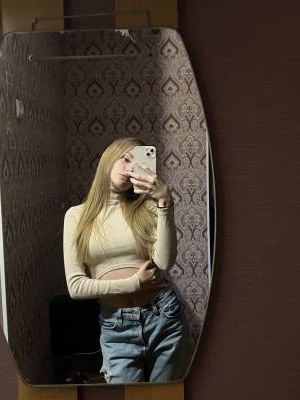 Катя 21 ans Киев Ukraine