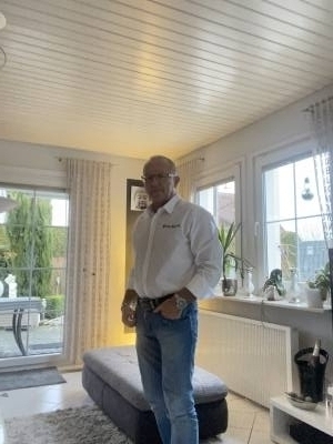 Ralf 62 ans Bad Neustadt  Allemagne
