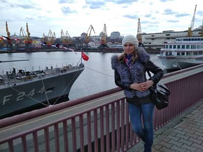 Milana 43 ans Poltava Ukraine