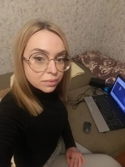 Elena 45 ans Kramatorsk Ukraine