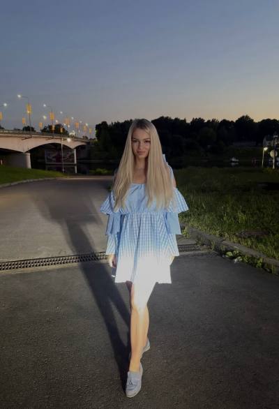 Adelin 32 ans Baku  Azerbaïdjan