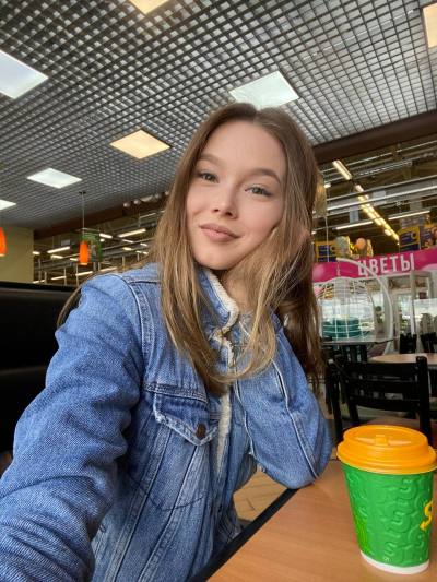 Anastasya 35 ans Perm Russie