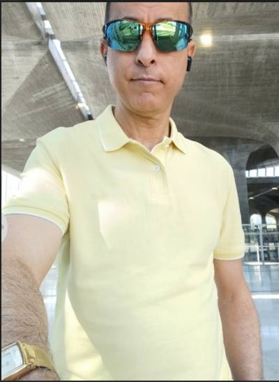 Tahar 60 ans Rosny-sous-bois France
