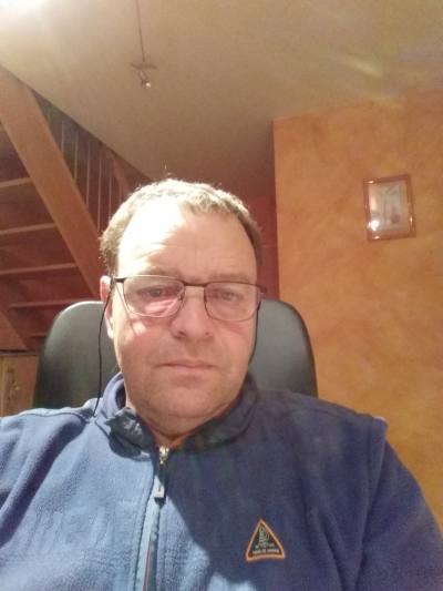 Eric 59 лет Prats De Carlux Франция