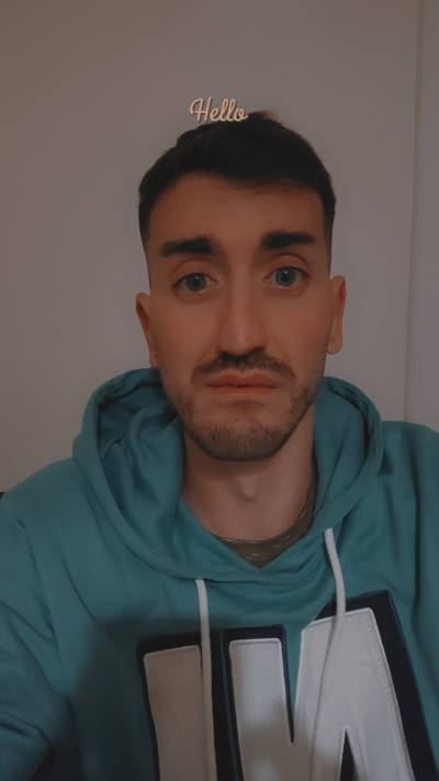Alex 32 лет Maubeuge  Франция