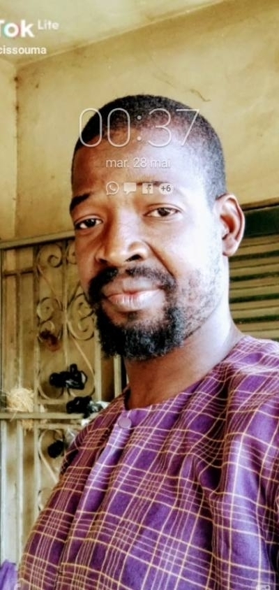 Bachaka 31 лет Je Ne Connais Pas ,je Suis étrange.je Vie Au Mali  Италия