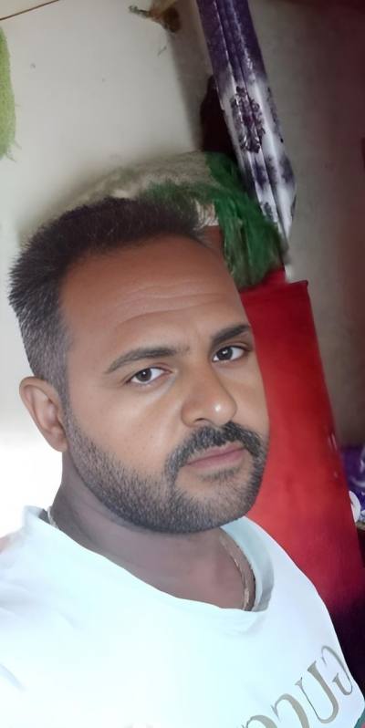 Tekie 35 лет Aksum Франция