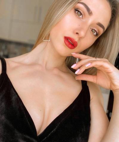 Pretty 36 ans Poltava Ukraine