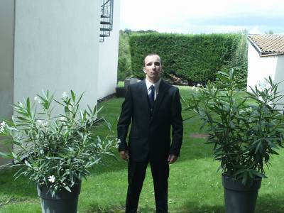 Nicolas 29 лет La Talaudière Франция