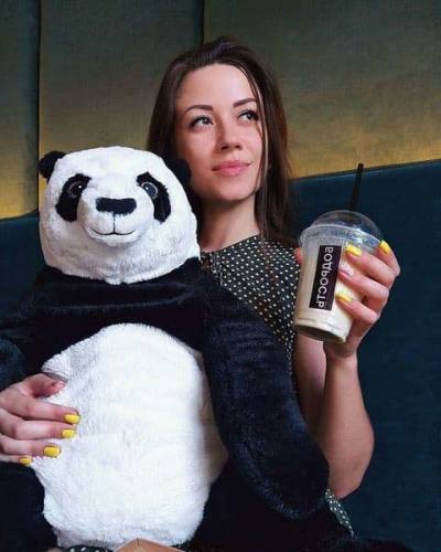 Yana 39 ans Luhansk Ukraine