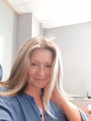 Marina 66 ans Saint Petersburg Russie