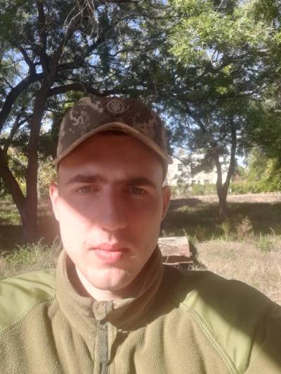 Влад 31 лет Запорожская область  Украина