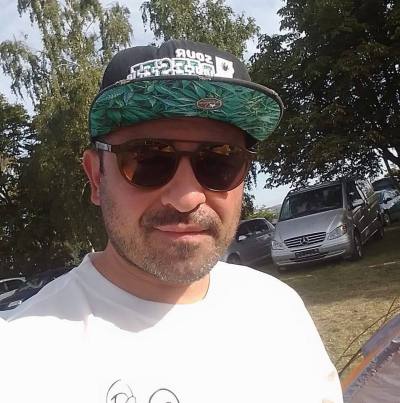 Vlad 36 ans Мюнхен Allemagne