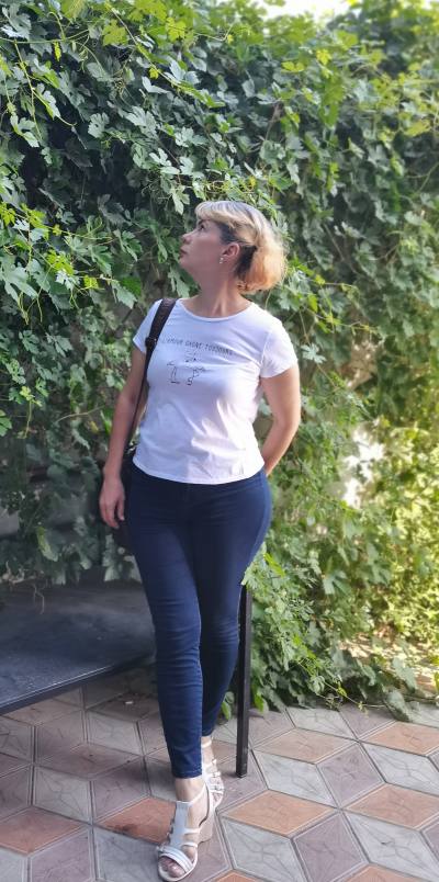 Антонина 49 ans Астрахань Russie