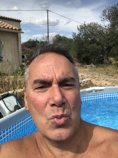 Giorgio 63 лет Notre Dame De Londres  Франция