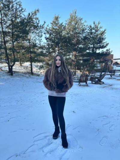 Alina 30 Jahre Ivano-frankivsk Ukraine