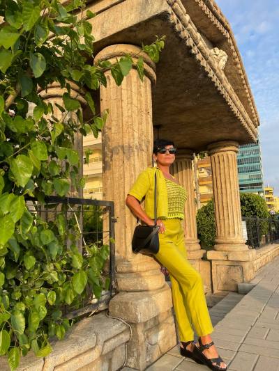 Olena 48 ans Odessa Ukraine