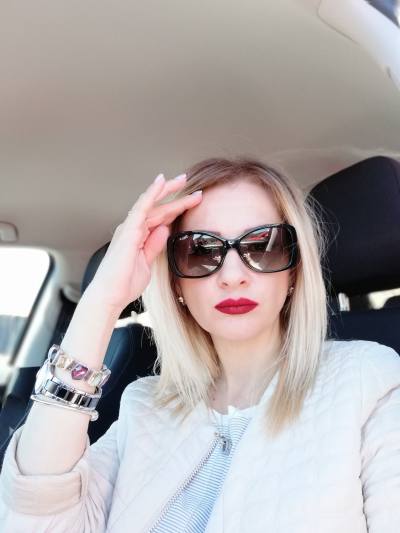 Yuliya 48 ans Krasnodar Russie