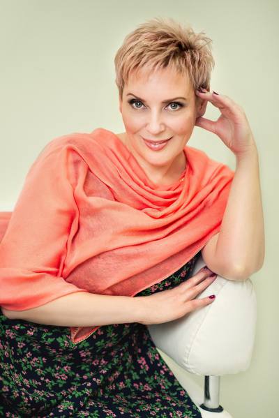 Oksana 62 ans Киев Ukraine