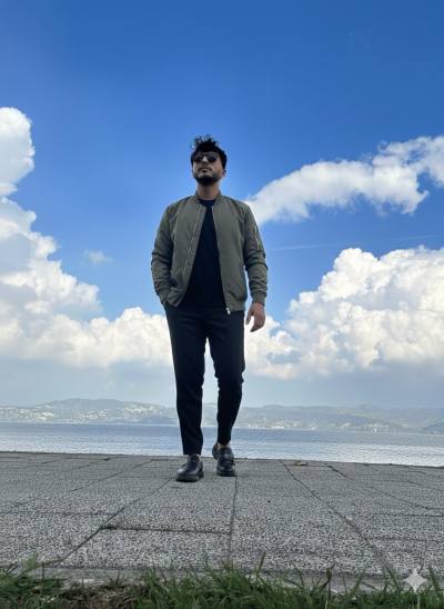 Mert 28 лет İstanbul  Турция