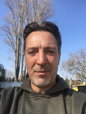 Gilles 56 лет Florensac Франция