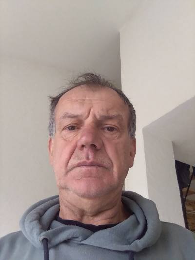Alexandre 57 лет Saint Peray Франция