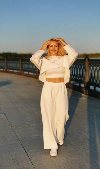 Malika 45 ans Minsk Biélorussie