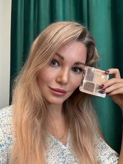 Paula 29 Jahre Palma Spanien
