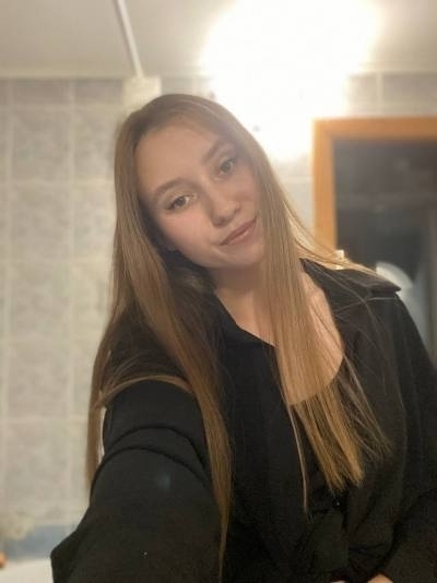 Karina 26 ans Nizhniy Novgorod Russie