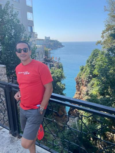 Mehdi 44 ans Tunis. Ariana  Tunisie