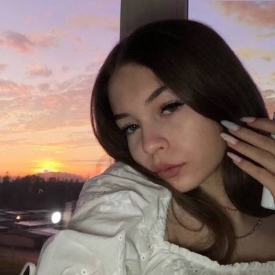 Оля 24 ans Киев  Ukraine
