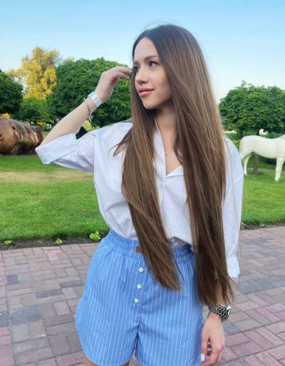 Lera 32 ans Kyiv Ukraine