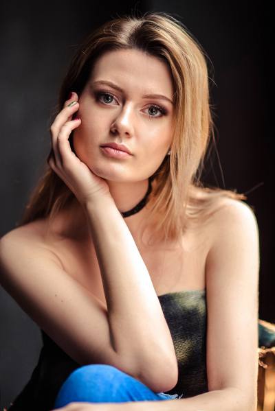 Oksana 42 ans Minsk Biélorussie