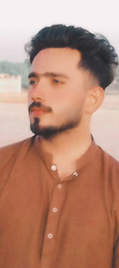 Rana 23 лет Karachi Pakistan