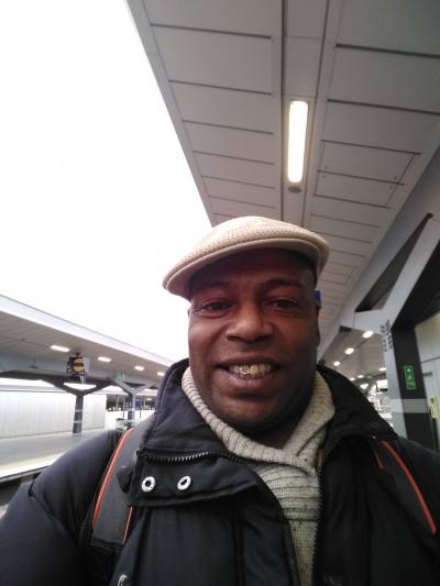Keith 60 ans Hastings Royaume-Uni