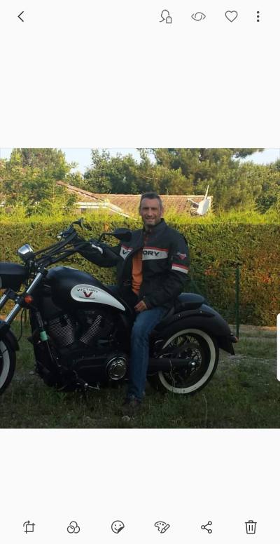 Fred 59 ans Bordeaux France