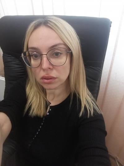 Elena 45 ans Kramatorsk Ukraine