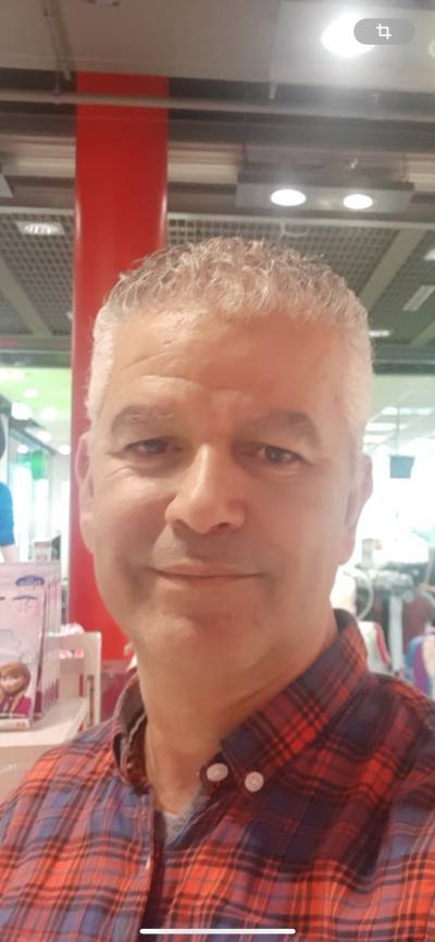 Hakim 59 лет Lausanne Швейцария